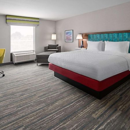 Brooklyn Hampton Inn Cleveland-Airport/Tiedeman Road מראה חיצוני תמונה
