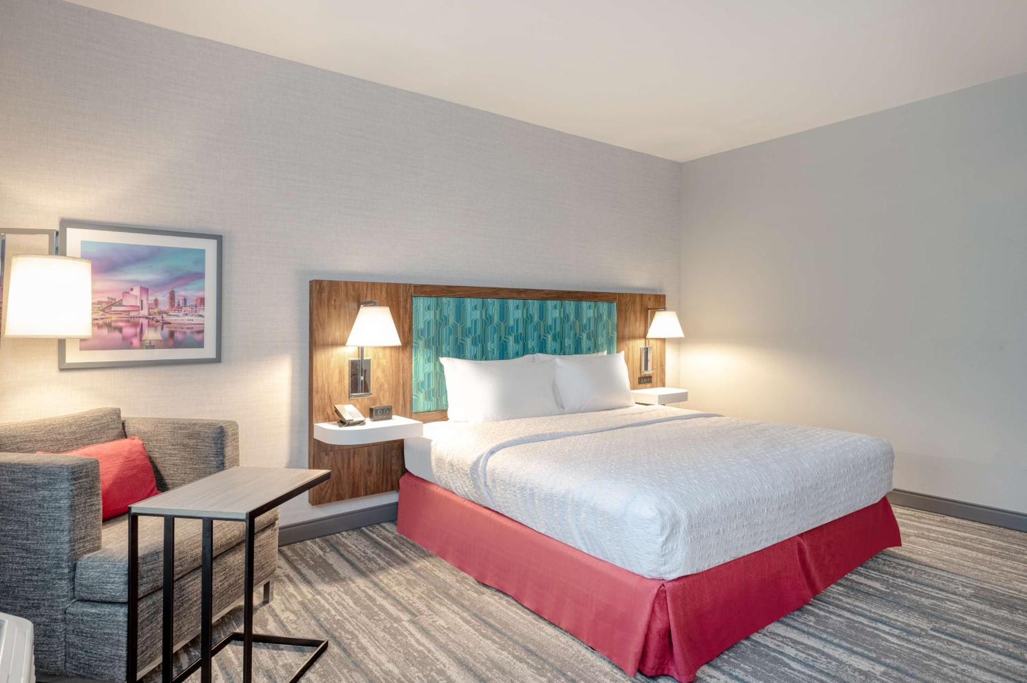 Brooklyn Hampton Inn Cleveland-Airport/Tiedeman Road מראה חיצוני תמונה