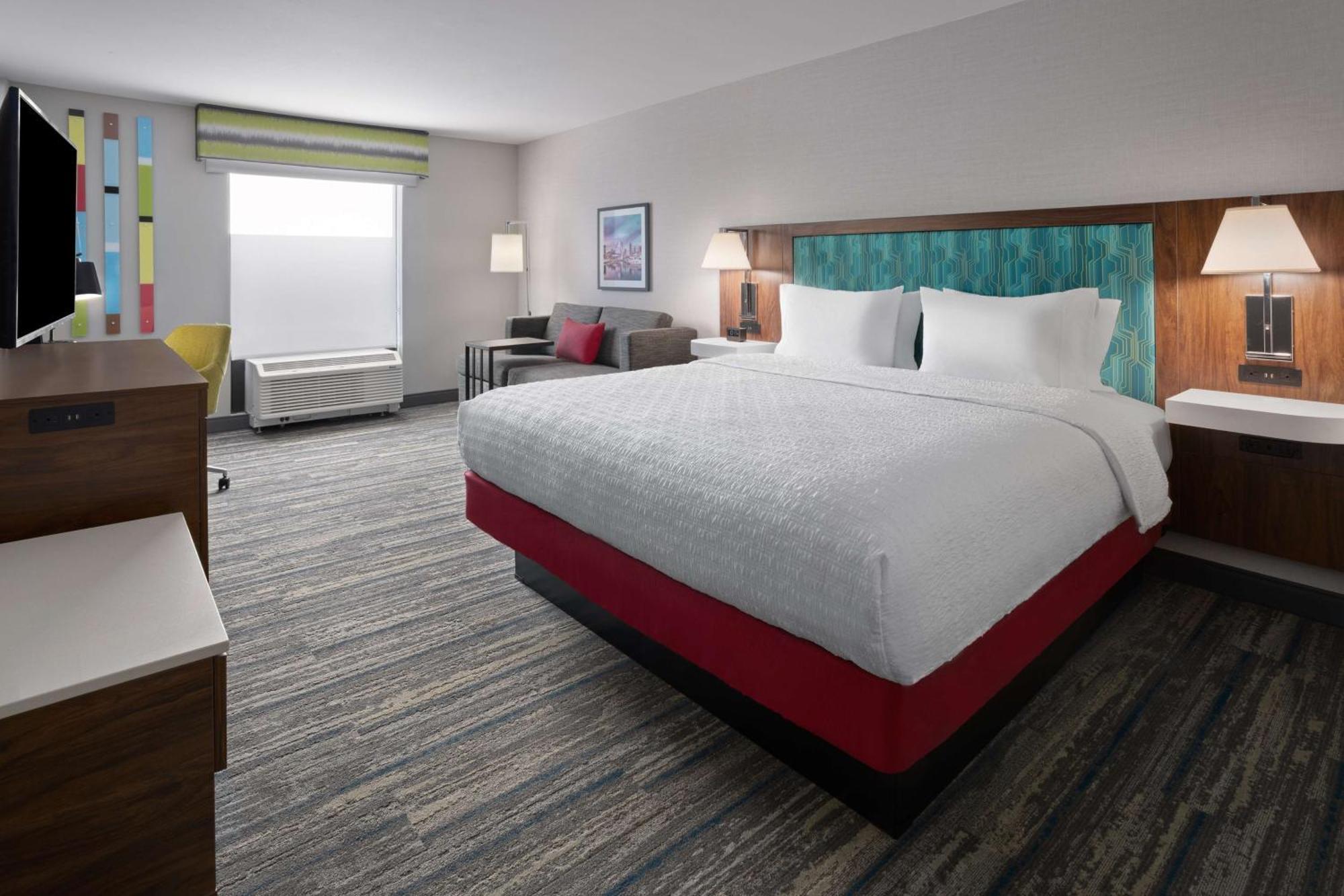 Brooklyn Hampton Inn Cleveland-Airport/Tiedeman Road מראה חיצוני תמונה