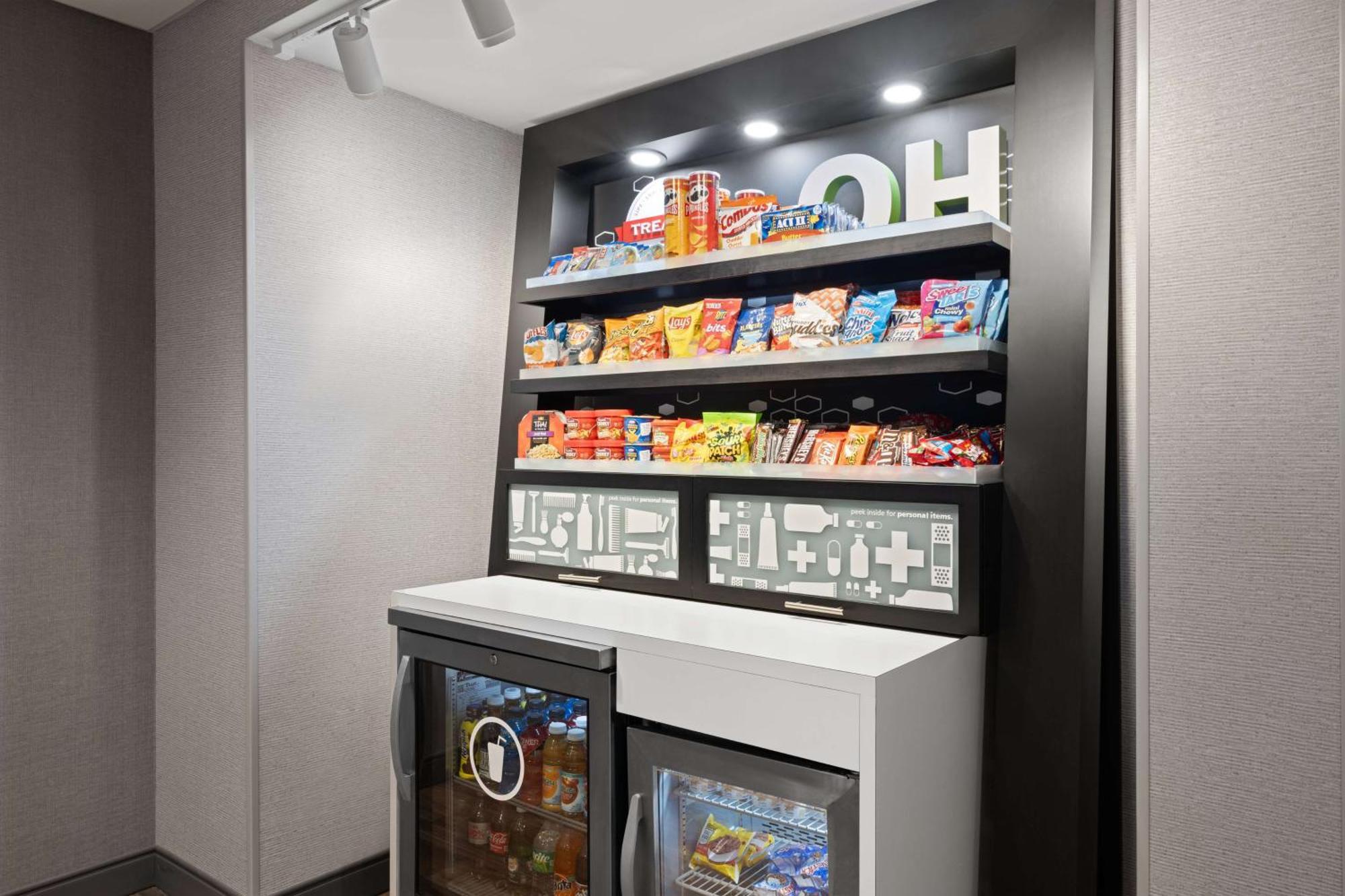 Brooklyn Hampton Inn Cleveland-Airport/Tiedeman Road מראה חיצוני תמונה